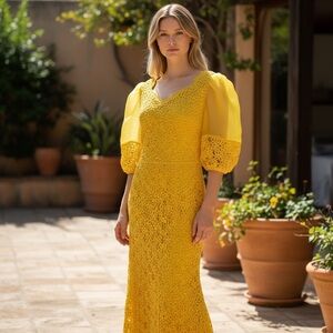 Women’s Yellow Puffy Shoulder Maxi Dress
New